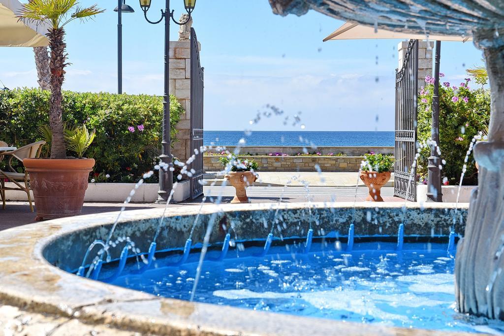 Costa D'oro Hotel